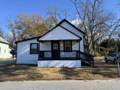 Main picture of 238 Samuel L Johnson Dr