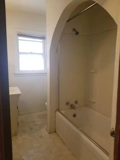 Main picture of 2033 9th Ave