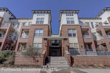 Main picture of 1747 N Pearl St