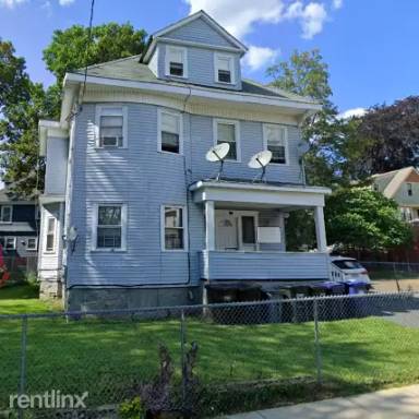 Main picture of 37 Bradlee St