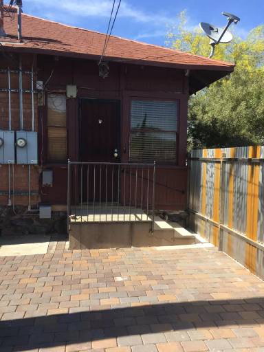 Main picture of 346 E Speedway Blvd