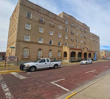 Main picture of Schneider House