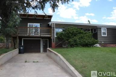 Main picture of 2020 Stirling St