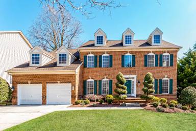 Main picture of 15806 Copper Beech Dr