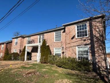 Main picture of 3221 Kemmons Dr