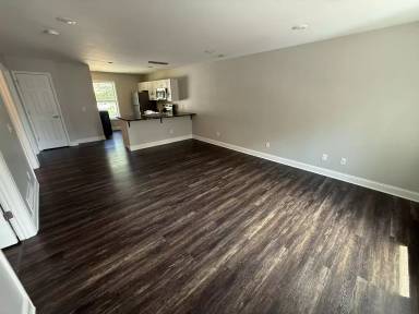 Main picture of 1800 Sun Valley Rd