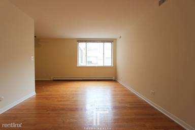 Main picture of 530 W Aldine Ave