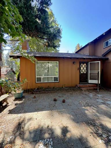 Main picture of 620 Pharris Ln