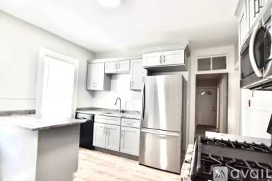 Main picture of 82 Fuller St