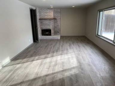 Main picture of 4703 E 17th St