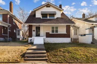 Main picture of 731 Cecil Ave