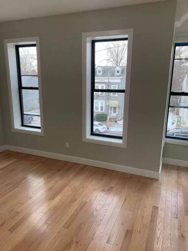 Main picture of 539 Clinton Ave