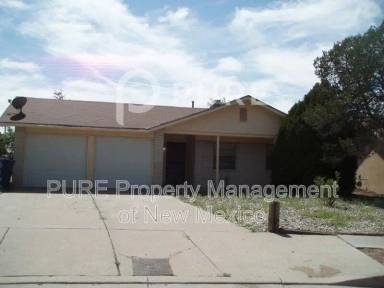 Main picture of 6216 Leslie Pl NE
