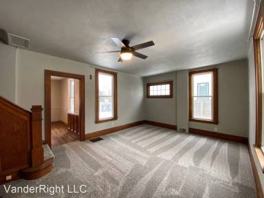 Main picture of 618 S 2nd Ave