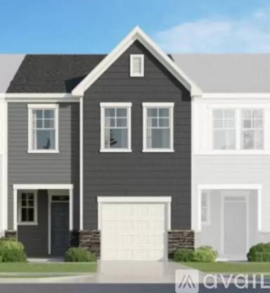 Main picture of Triple Crown Community