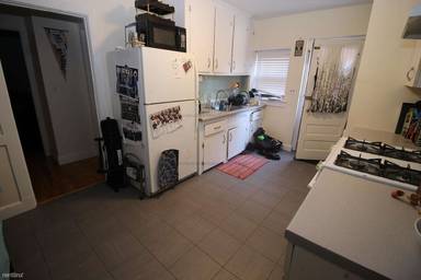 Main picture of 32 Brock St