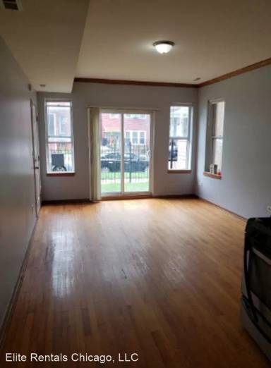 Main picture of 1344 S Karlov Ave
