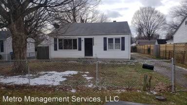 Main picture of 2404 Thomas Ave