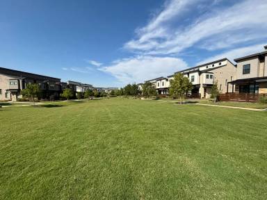 Main picture of 820 Cavitt Ct