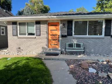 Main picture of 909 Emery St