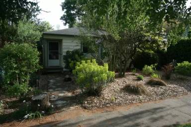 Main picture of 4220 SE Ramona St