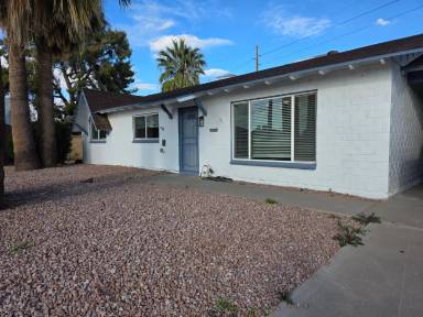 Main picture of 1819 N 87th Pl