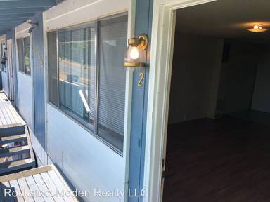 Main picture of 542 Riverside Dr