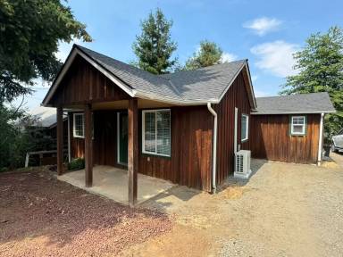 Main picture of 1446 Parks Rd
