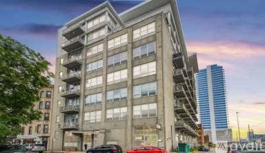 Main picture of 770 W Gladys Ave