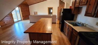 Main picture of 624 Empire Rd