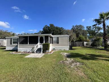 Main picture of 3255 Royal Oak Dr S