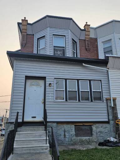 Main picture of 242 S 57th St