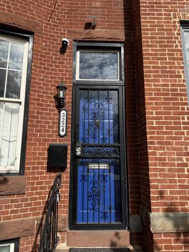 Main picture of 3224 E Baltimore St