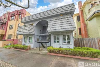 Main picture of 2206 I St