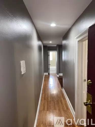 Main picture of 315 56th St