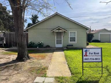 Main picture of 360 1/2 E Foster Rd