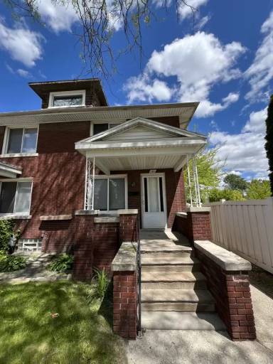 Main picture of 162 Labadie St