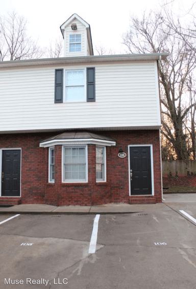 Main picture of 403 Wilson St N
