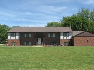 Main picture of 313 W. 5th - D