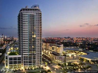 Main picture of Four Midtown