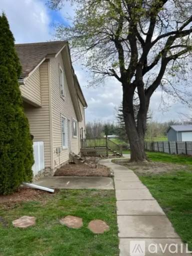 Main picture of 1934 W Cohoctah Rd