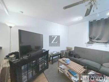 Main picture of 333 Lincoln Pl