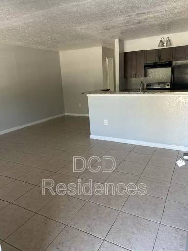 Main picture of 4113 E Linebaugh Ave