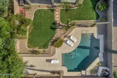 Main picture of 44570 W High Desert Trl