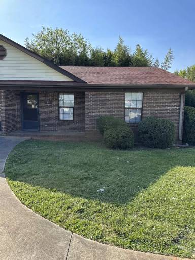 Main picture of 18 Katie Dr
