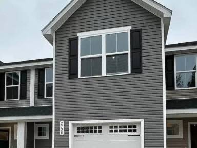 Main picture of 272 Christiana Ln