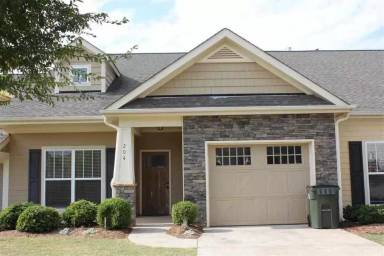 Main picture of 206 E Stableford Dr