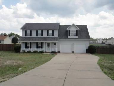 Main picture of 84 Bluebird Ct