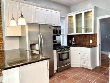 Main picture of 303 E 104th St