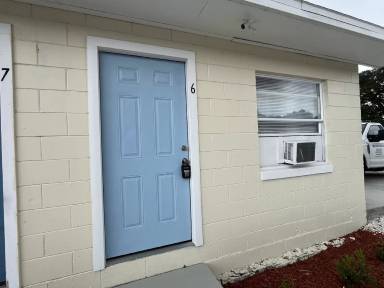 Main picture of 218 Florida Ave